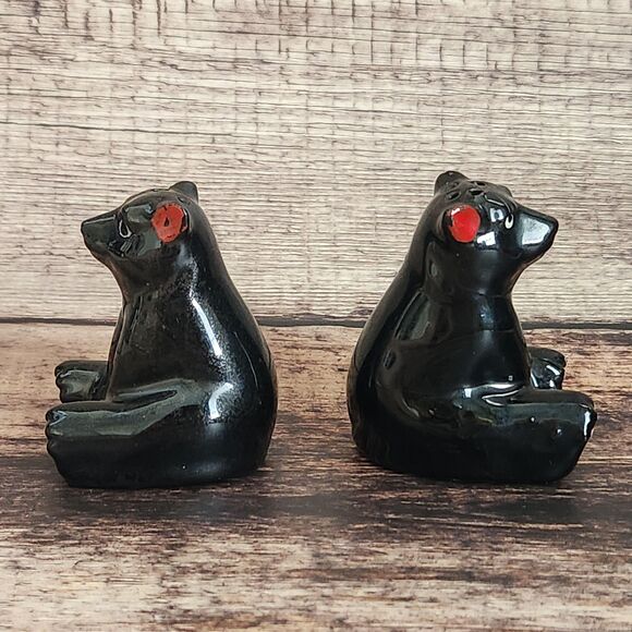 Black Bear Cub Salt Pepper Shakers Set Kitsch Albany New York Souvenir Vtg Japan - Picture 5 of 9